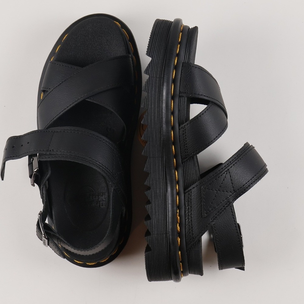 Dr. Martens Sandals Voss II Black Leather Platform Size 6 NWT MSRP 110